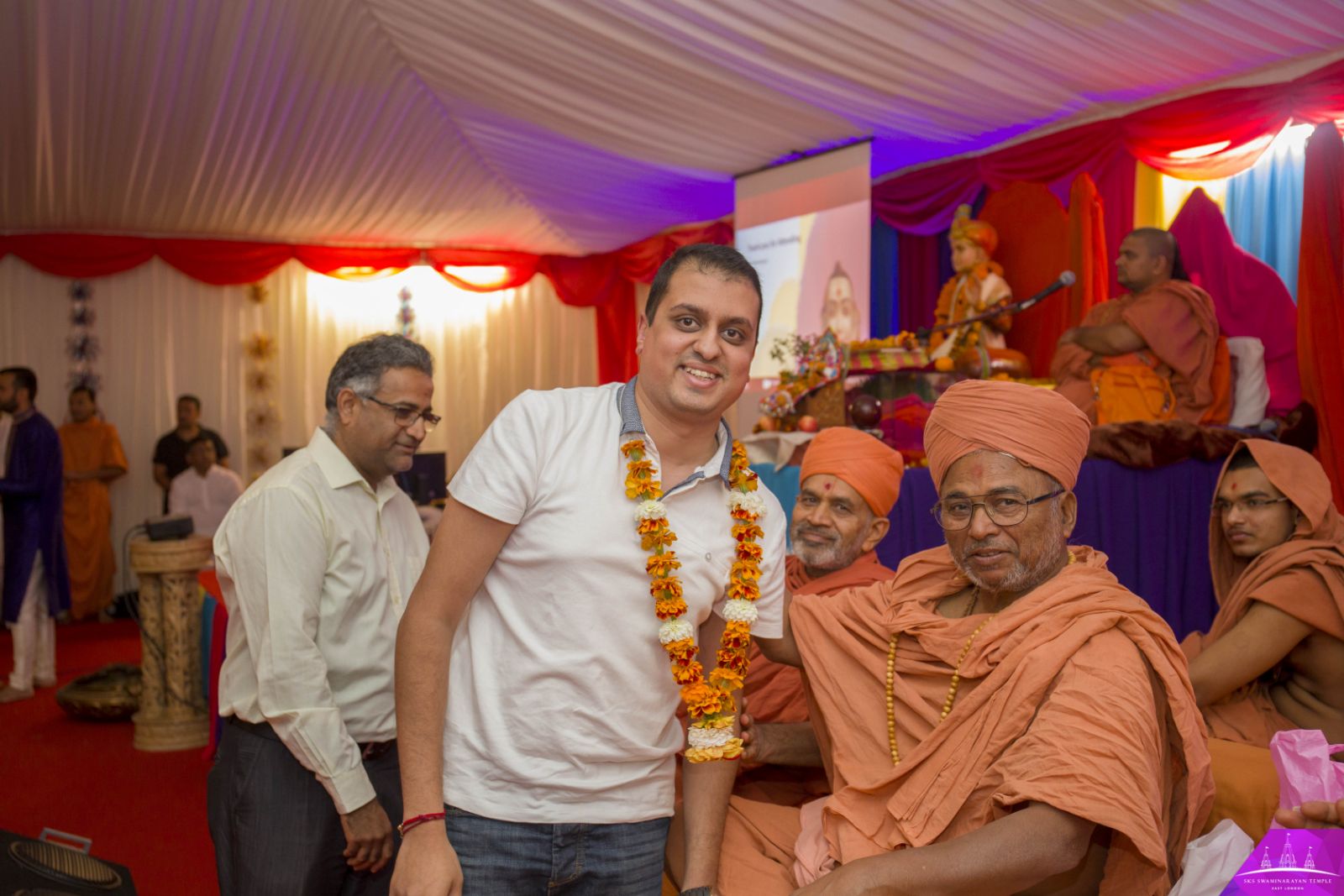 7D2A7095 copy - ©1987-2017 SKS Swaminarayan Temple East London